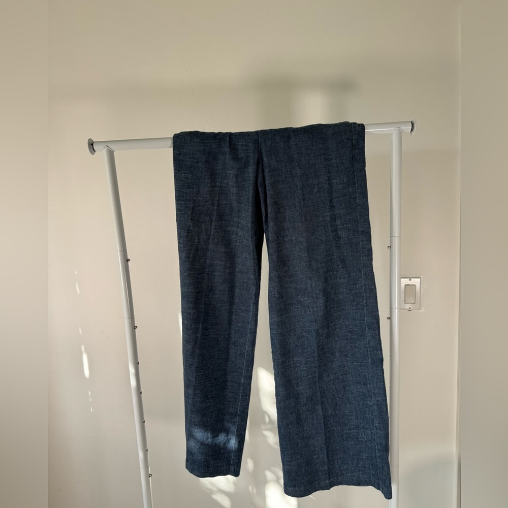 Jeans - Picture 2 of 3